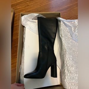 Black 8.5 Ally Steve Madden Boots